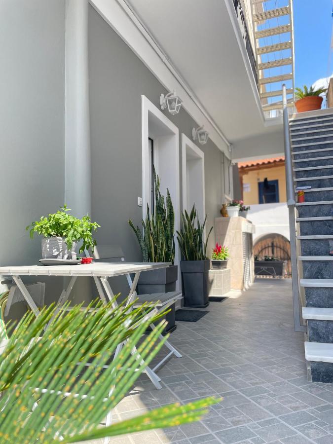 Aiginetan Apartments Aegina Exteriör bild